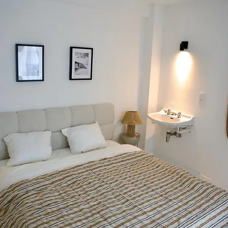 Let's Go Getaways Apartment *