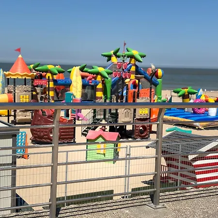 Apartment Let's Go Getaways -